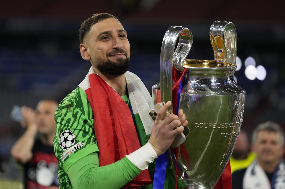 绿帽哥：利物浦冬窗卖萨拉赫&签塞梅尼奥，阿隆索替代斯洛特