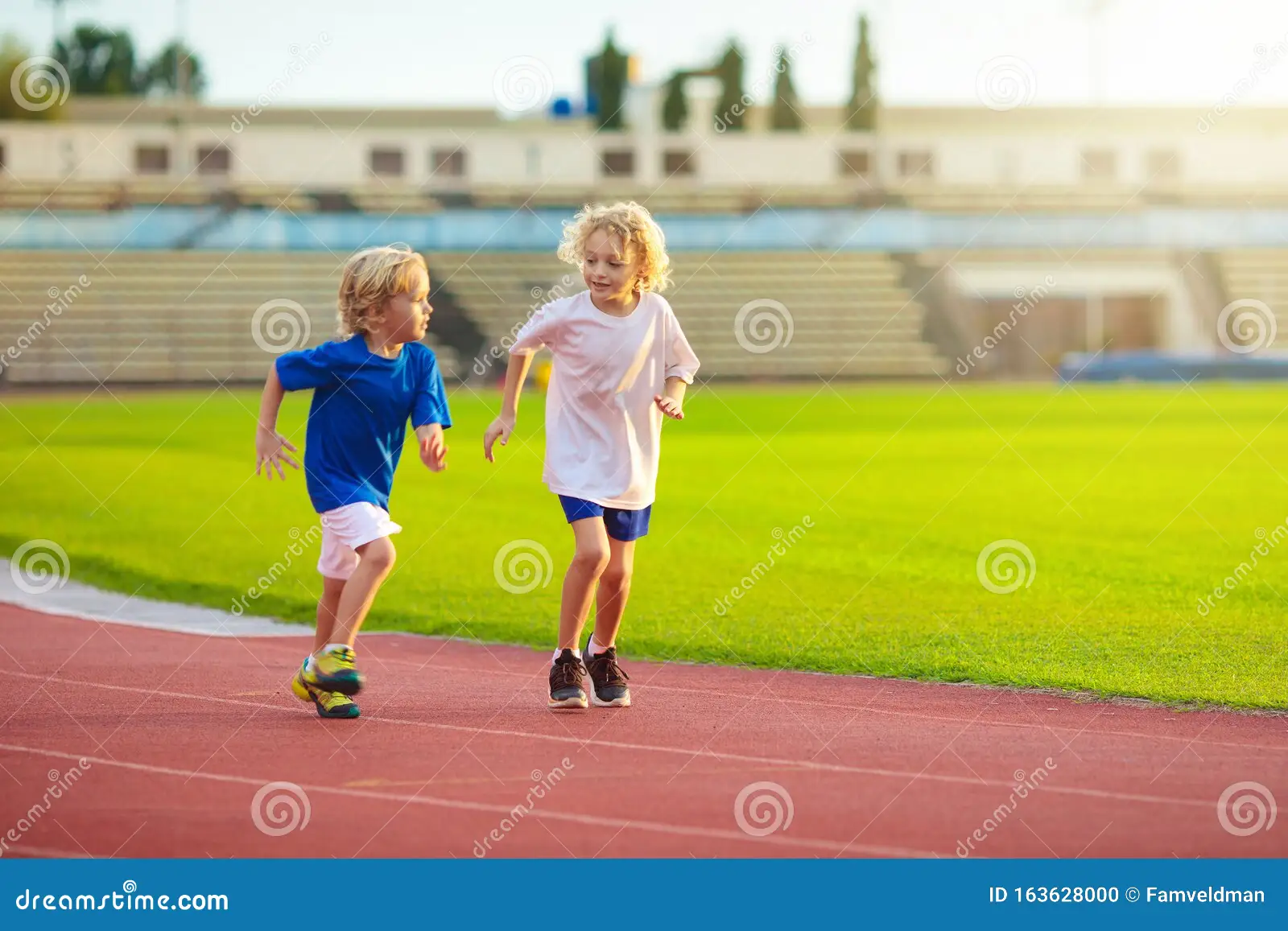 官方：柬埔寨归化原乌兹别克斯坦籍中场米尔扎耶夫