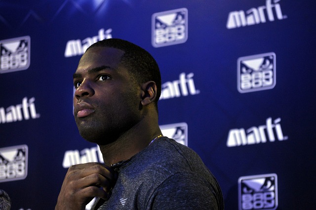 狼都处于联 狼都处于联